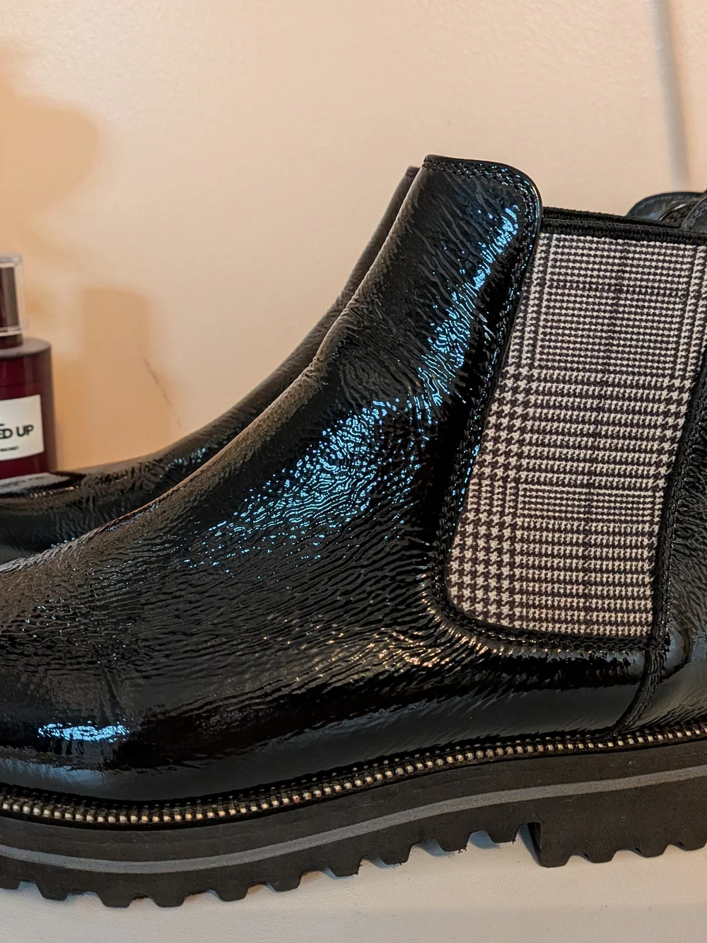 Paul Green Patent Leather Chelsea Boots Black Plaid US 6.5-7